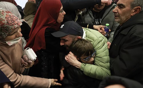 যুদ্ধবিরতি চুক্তির আওতায় হামাসের দ্বারা আরও ৪ ইসরায়েলি জিম্মির মরদেহ হস্তান্তর