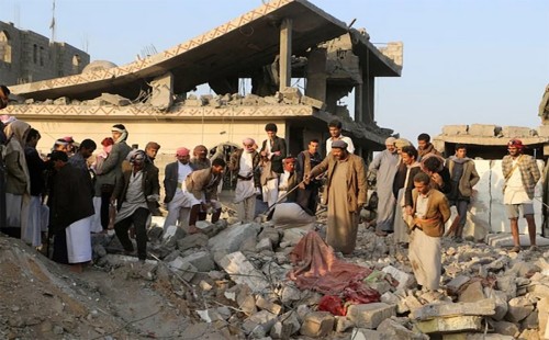 ট্রাম্পের হুঁশিয়ারি: ইরানকে হুতিদের অস্ত্র সহায়তা বন্ধ করতে হবে