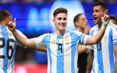 আর্জেন্টিনা ৪-১ ব্রাজিল, মেসির অনুপস্থিতিতে বড় জয় সম্ভব ছিল: আলভারেজ