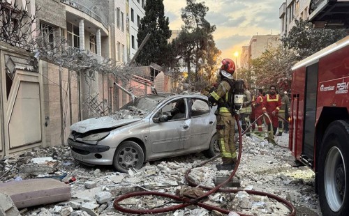 ইরানে বাংলাদেশিদের জন্য হটলাইন চালু করলো তেহরান দূতাবাস