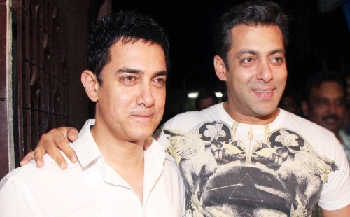 আমির খানের তৃতীয় প্রেম ও বিয়ের গুঞ্জন: সালমান খানের রসিক মন্তব্যে বলিউডে হইচই