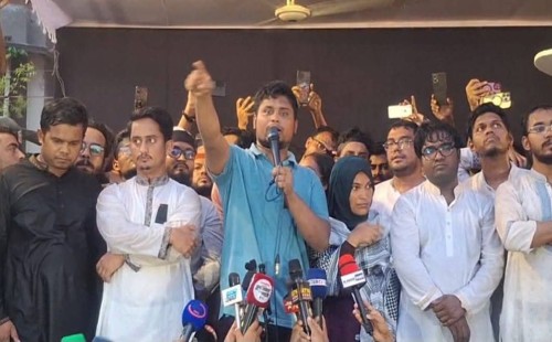 কুমিল্লা থেকে ‘জুলাই বিপ্লবের’ ডাক, এনসিপির হুঁশিয়ারি: আওয়ামী লীগ ফিরলে মরবে ৪ কোটি তরুণ