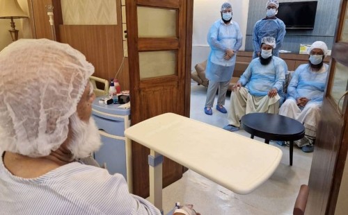 হাসপাতালে জামায়াত আমিরের খোঁজ নিলেন চরমোনাই পীর ফয়জুল করিম