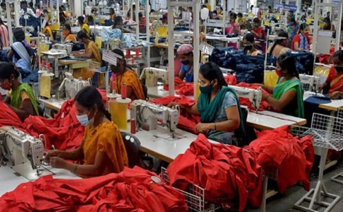 যুক্তরাষ্ট্রে পোশাক রপ্তানির পতন, নতুন বাজারে প্রবৃদ্ধির সম্ভাবনা