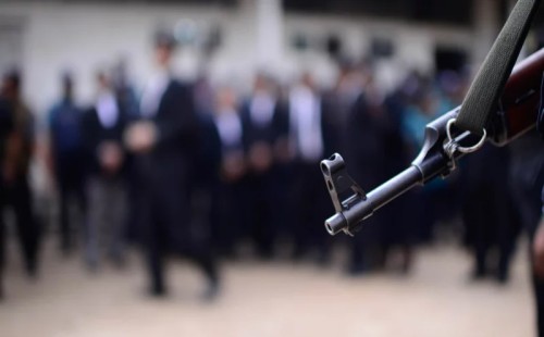 লুট হওয়া অস্ত্র উদ্ধার: পিস্তলে ৫০ হাজার, এলএমজিতে ৫ লাখ টাকা পুরস্কার