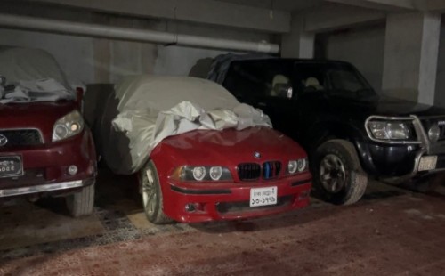 আজিমপুরে হাজী সেলিমের ভবনে অভিযান, ৬ বিলাসবহুল গাড়ি উদ্ধার