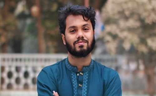 ঢাকা-৮: ক্লান্তি ভুলে প্রচারে শরিফ হাদি; সন্তানের জন্য বাবার আবেগঘন পোস্ট