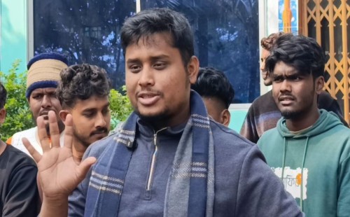 দেবিদ্বারে হাসনাত আবদুল্লাহর গণসংযোগ: দুই মেয়াদের প্রধানমন্ত্রী ও গণভোটে ‘হ্যাঁ’ এর ডাক