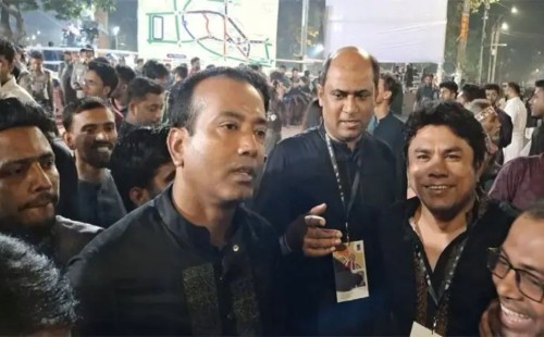 শহীদ মিনারে জামায়াতের শ্রদ্ধা: ছাত্রদল সভাপতি রাকিবের সাধুবাদ ও সতর্কবার্তা ২০২৬