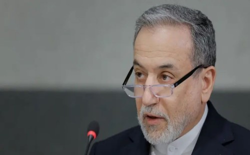 চুক্তি থেকে ‘কয়েক ইঞ্চি’ দূরে ছিল ইরান-আমেরিকা | আরাগচির আফসোস।